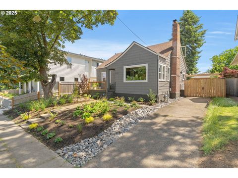 6232 NE 6TH AVE Portland OR 97211