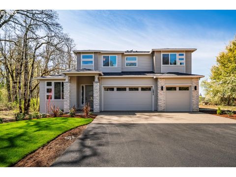 15673 S Stammen LN Oregon City OR 97045