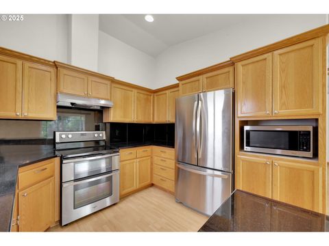 Tiny photo for 589 Mary Neal Ln, Creswell, OR 97426 (MLS # 261416434)