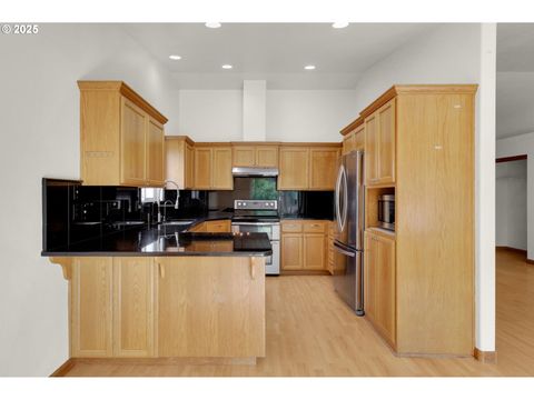 Tiny photo for 589 Mary Neal Ln, Creswell, OR 97426 (MLS # 261416434)