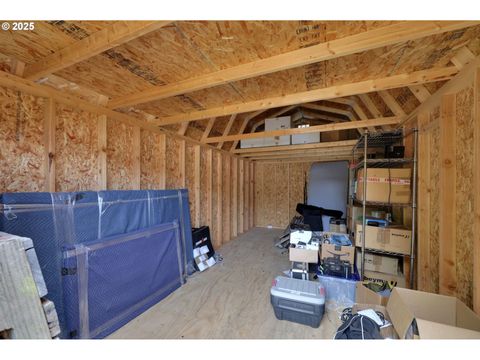 Tiny photo for 589 Mary Neal Ln, Creswell, OR 97426 (MLS # 261416434)