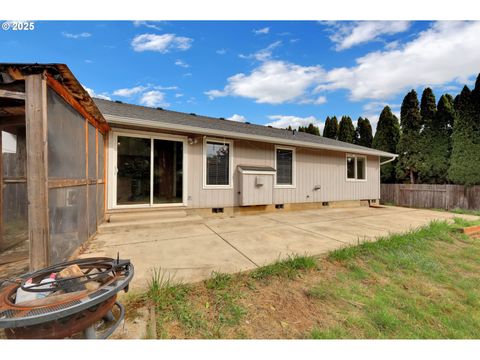 Tiny photo for 589 Mary Neal Ln, Creswell, OR 97426 (MLS # 261416434)