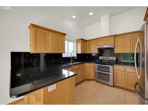 Tiny photo for 589 Mary Neal Ln, Creswell, OR 97426 (MLS # 261416434)