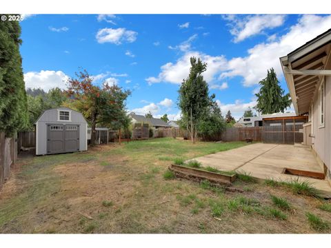 Tiny photo for 589 Mary Neal Ln, Creswell, OR 97426 (MLS # 261416434)