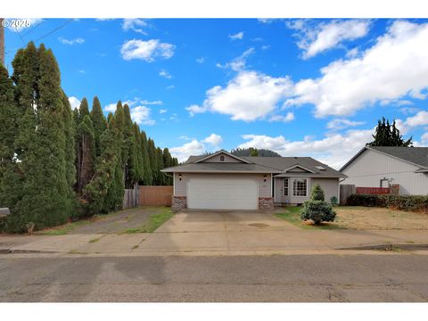 Tiny photo for 589 Mary Neal Ln, Creswell, OR 97426 (MLS # 261416434)
