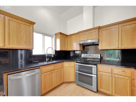 Tiny photo for 589 Mary Neal Ln, Creswell, OR 97426 (MLS # 261416434)