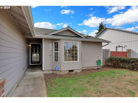 Tiny photo for 589 Mary Neal Ln, Creswell, OR 97426 (MLS # 261416434)