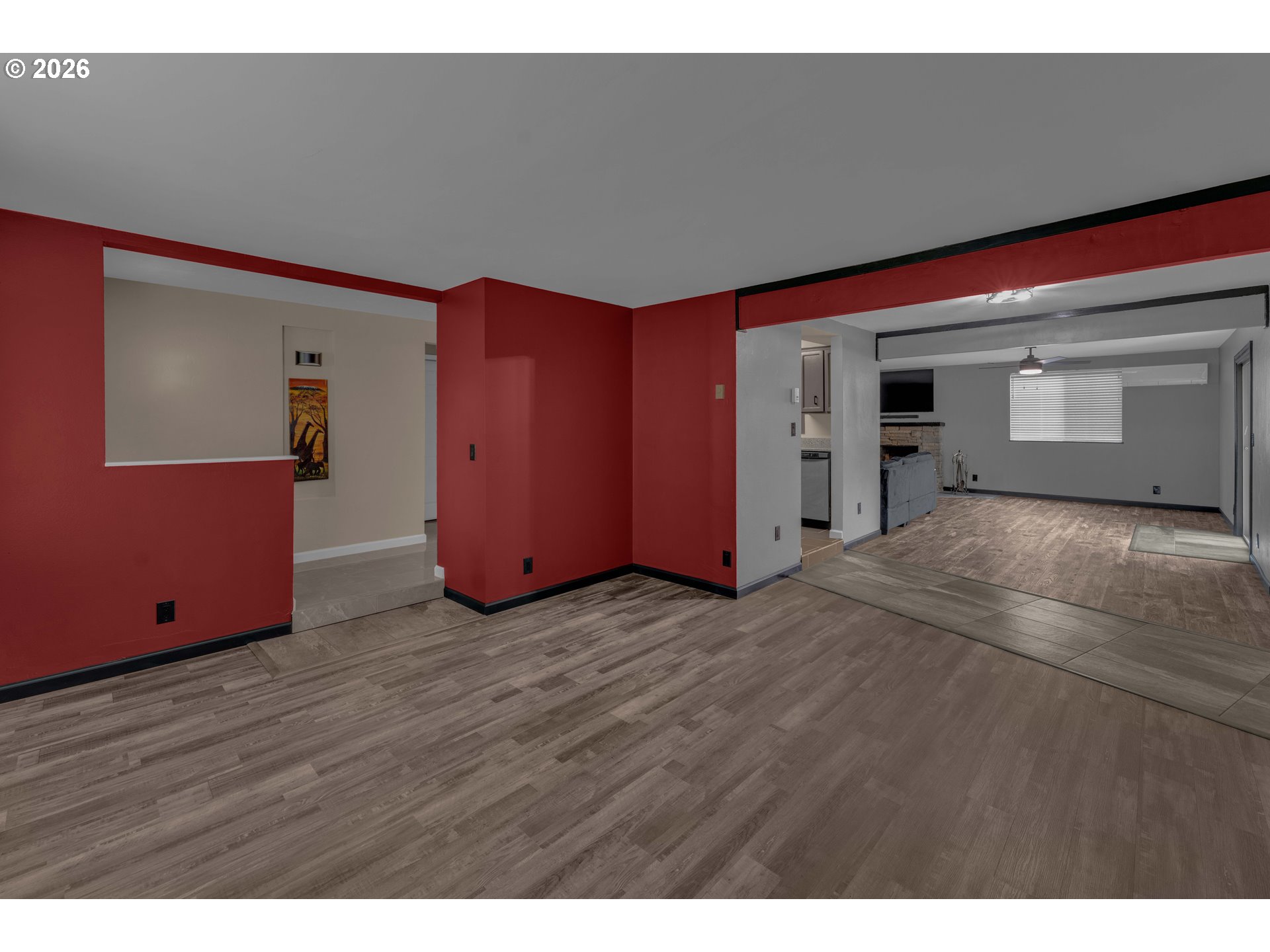 1735 RAINBOW DR