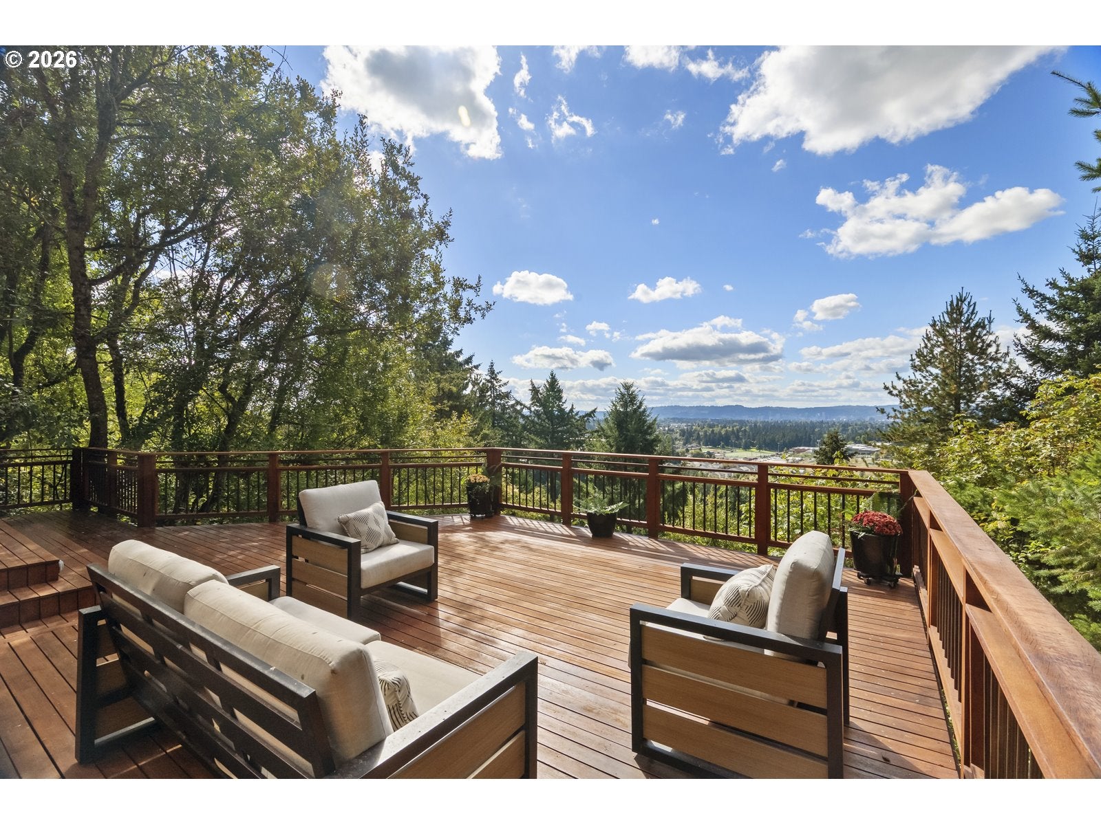 2827 NE ROCKY BUTTE RD