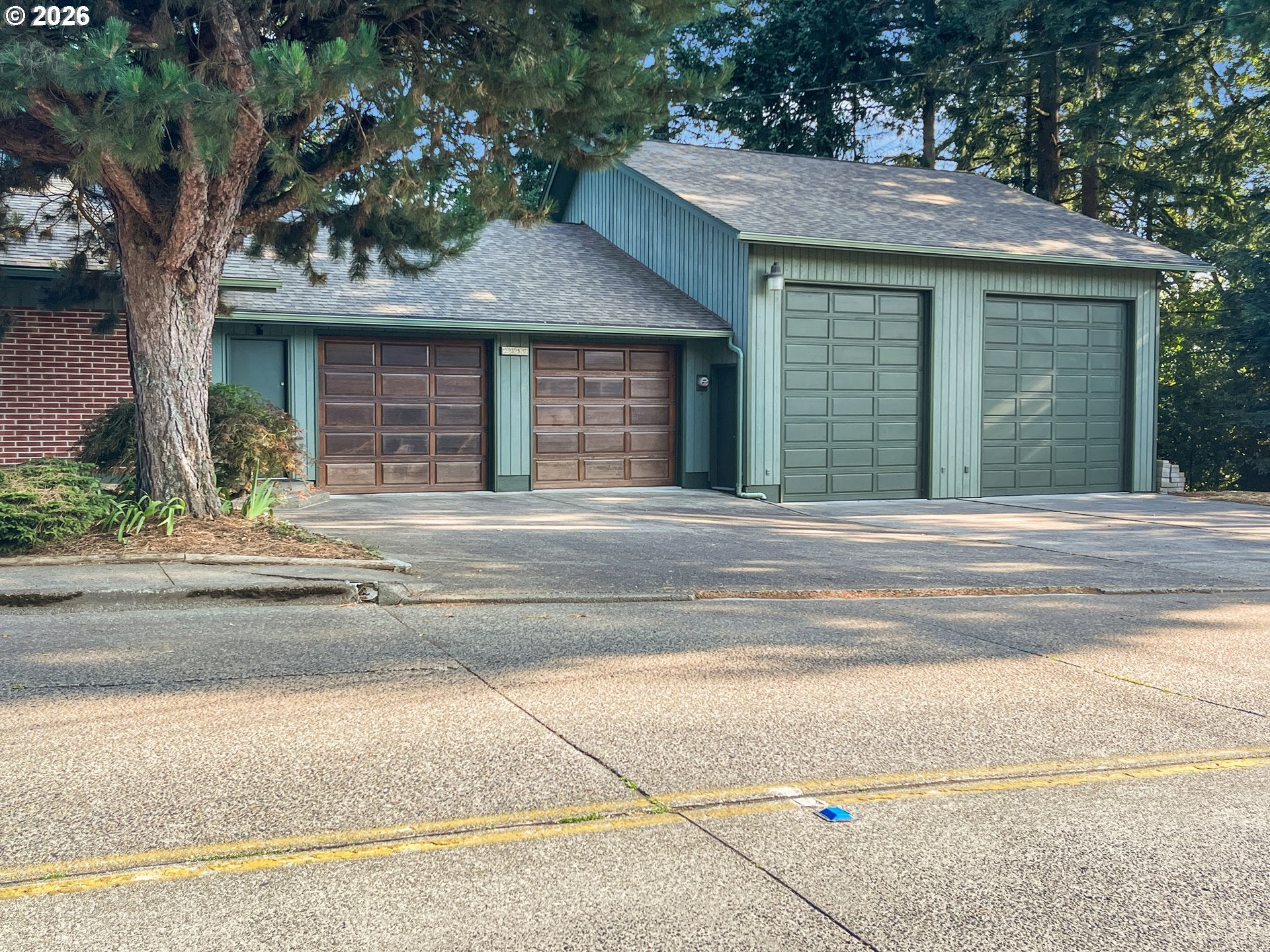 2357 CASCADE WAY