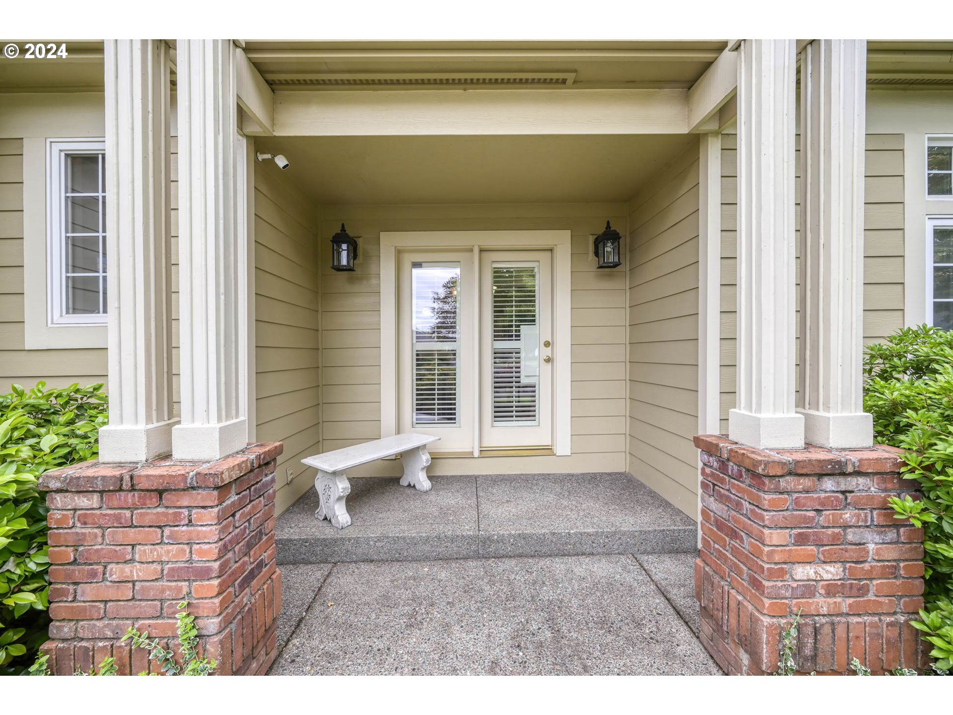 2705 GRAND CAYMAN DR