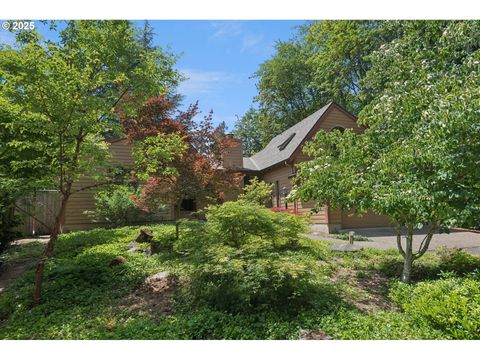 18194 SHADY HOLLOW WAY West Linn OR 97068