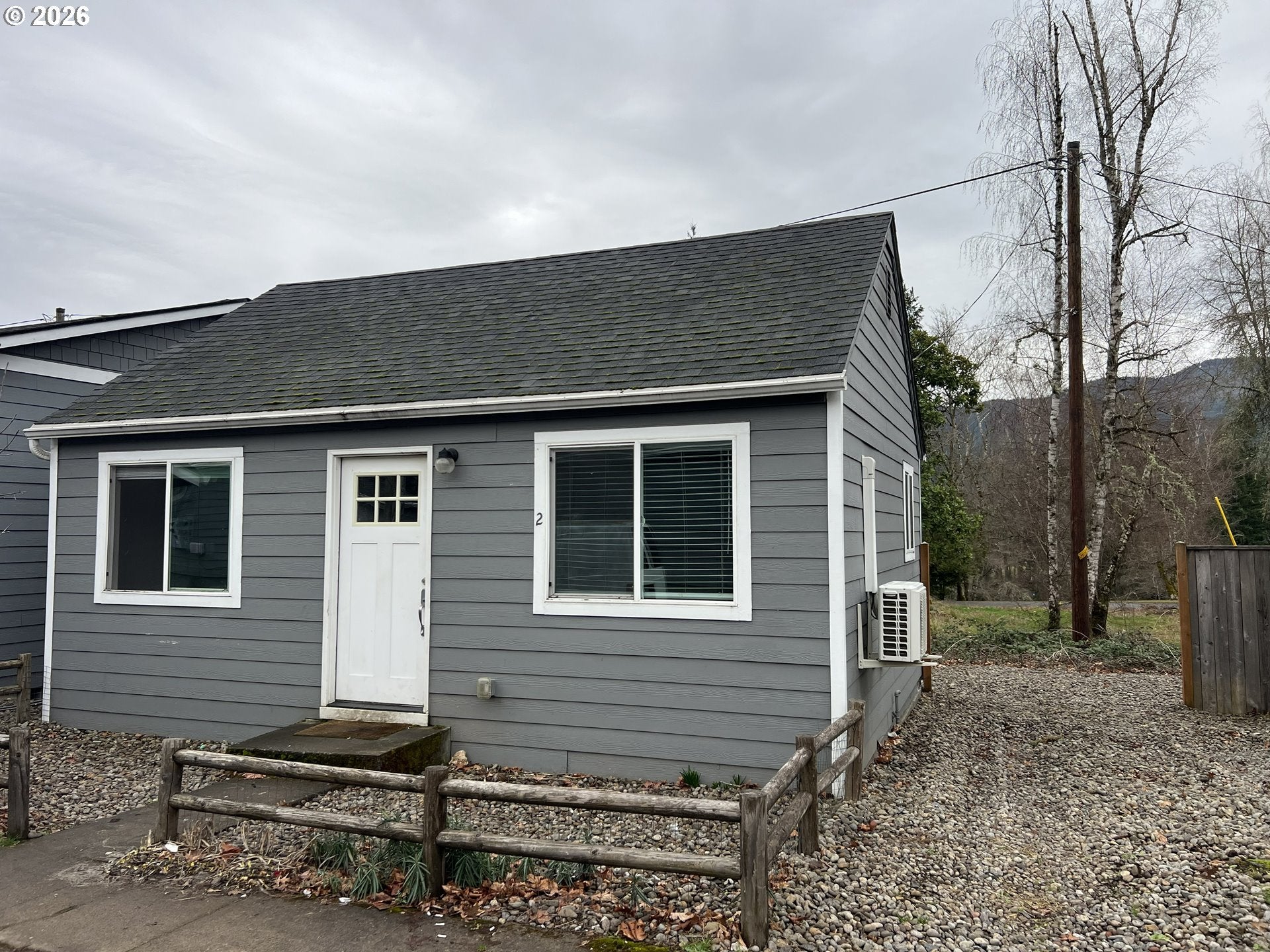 612 NE SANTIAM BLVD