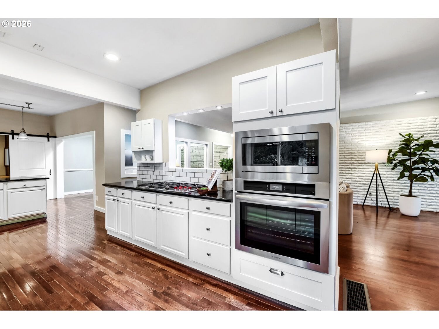 16620 SE Hampshire Ln, Milwaukie, OR, 97267, USA, 5 Bedrooms Bedrooms, ,4 BathroomsBathrooms,Residential,Active,16620 SE Hampshire Ln,636541357