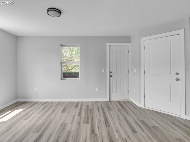 9257 SE CLINTON ST 404