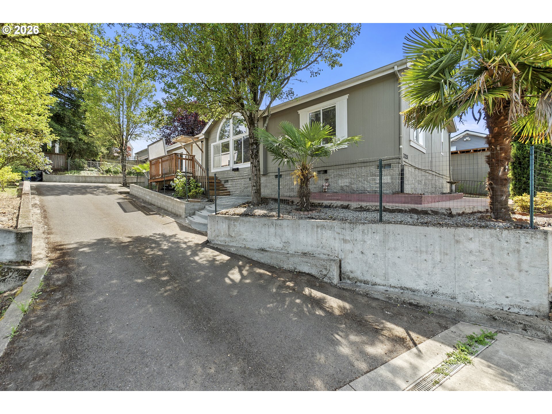 3228 NE LOMBARD ST