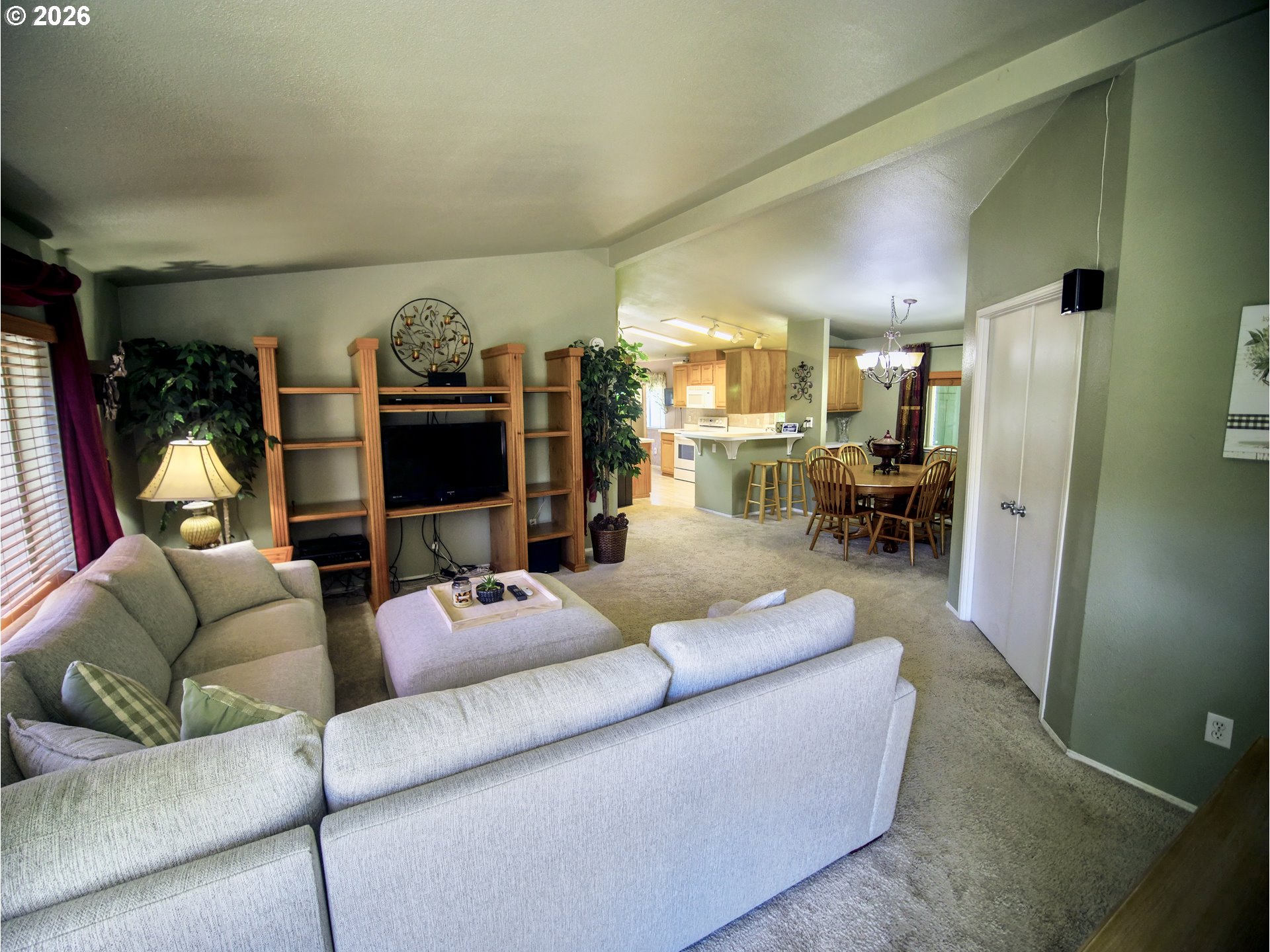 18021 COUNTRY VILLAGE DR