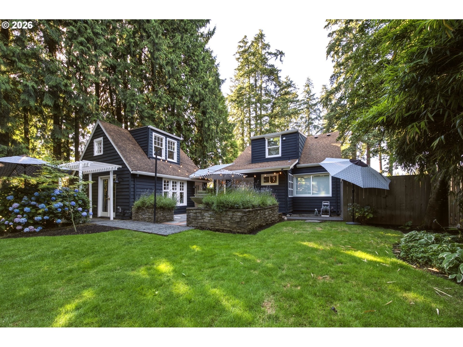 4428 SUNSET DR
