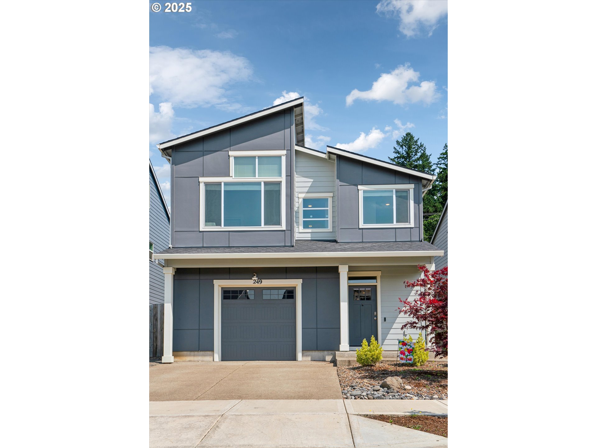 249 E BARBARAS WAY