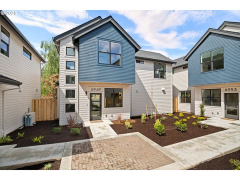 6949 N Burr AVE Portland OR 97203