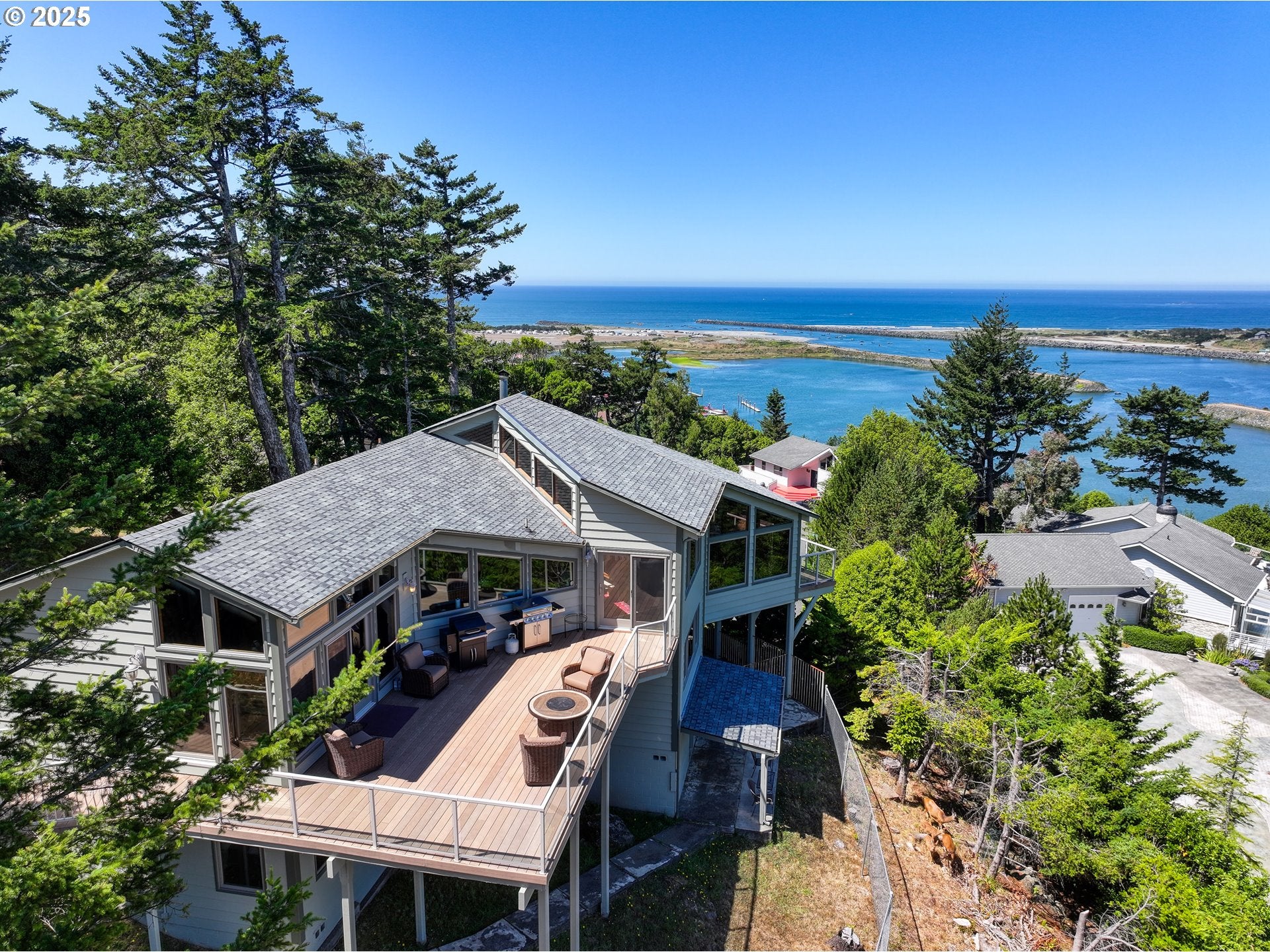 94418 Tom Cat Hill Rd, Gold Beach, OR, 97444, USA, 4 Bedrooms Bedrooms, ,3 BathroomsBathrooms,Residential,Active,94418 Tom Cat Hill Rd,471731857