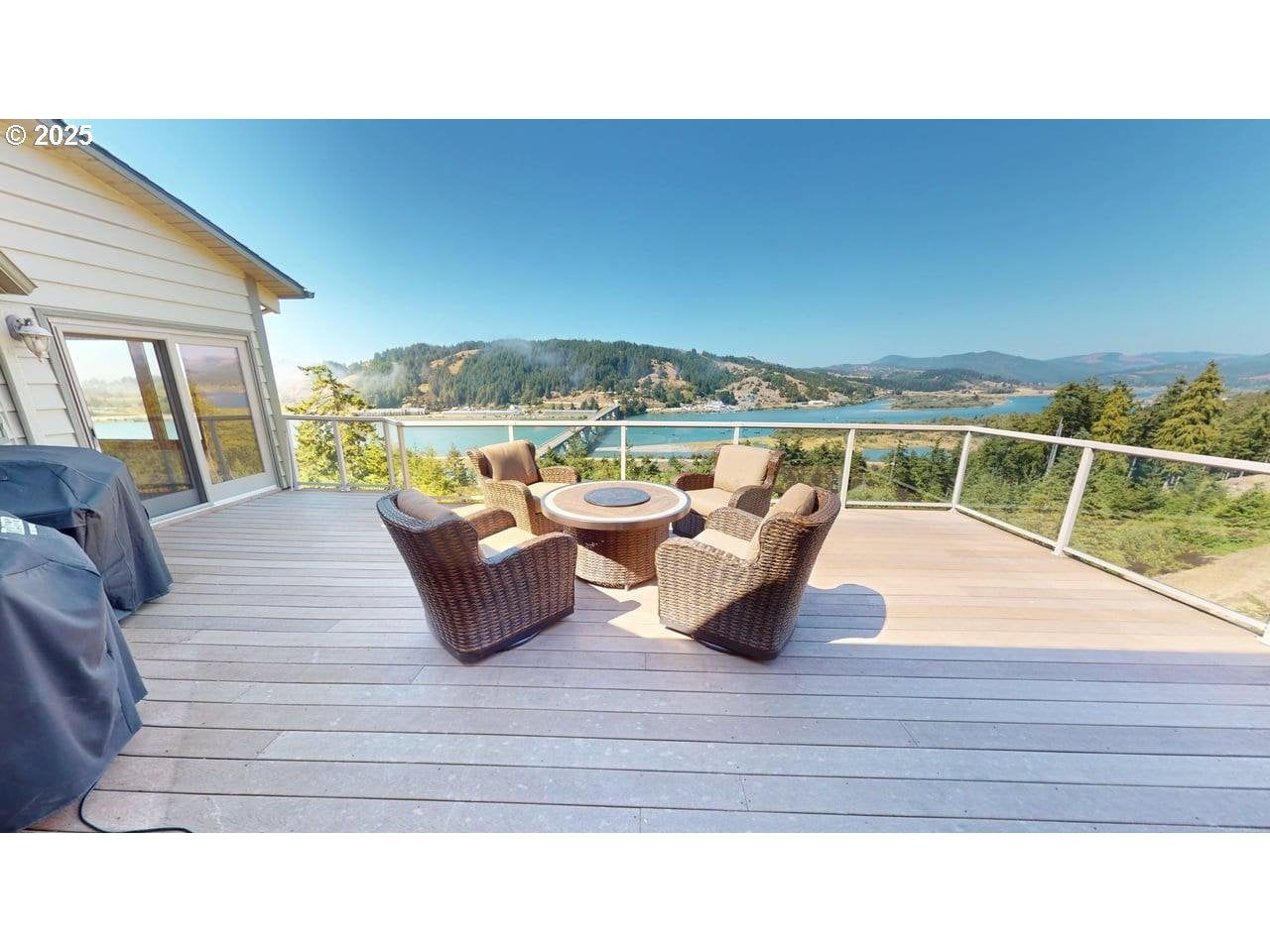 94418 Tom Cat Hill Rd, Gold Beach, OR, 97444, USA, 4 Bedrooms Bedrooms, ,3 BathroomsBathrooms,Residential,Active,94418 Tom Cat Hill Rd,471731857