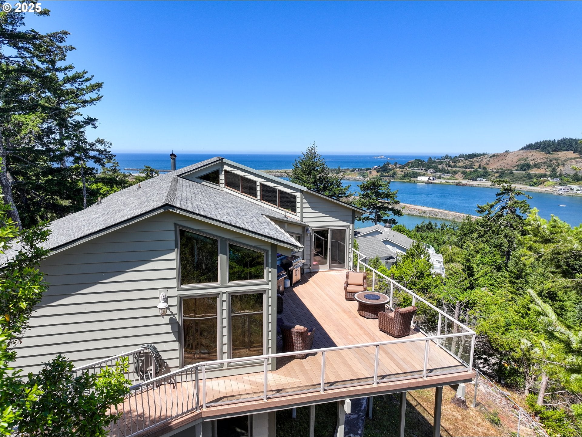 94418 Tom Cat Hill Rd, Gold Beach, OR, 97444, USA, 4 Bedrooms Bedrooms, ,3 BathroomsBathrooms,Residential,Active,94418 Tom Cat Hill Rd,471731857
