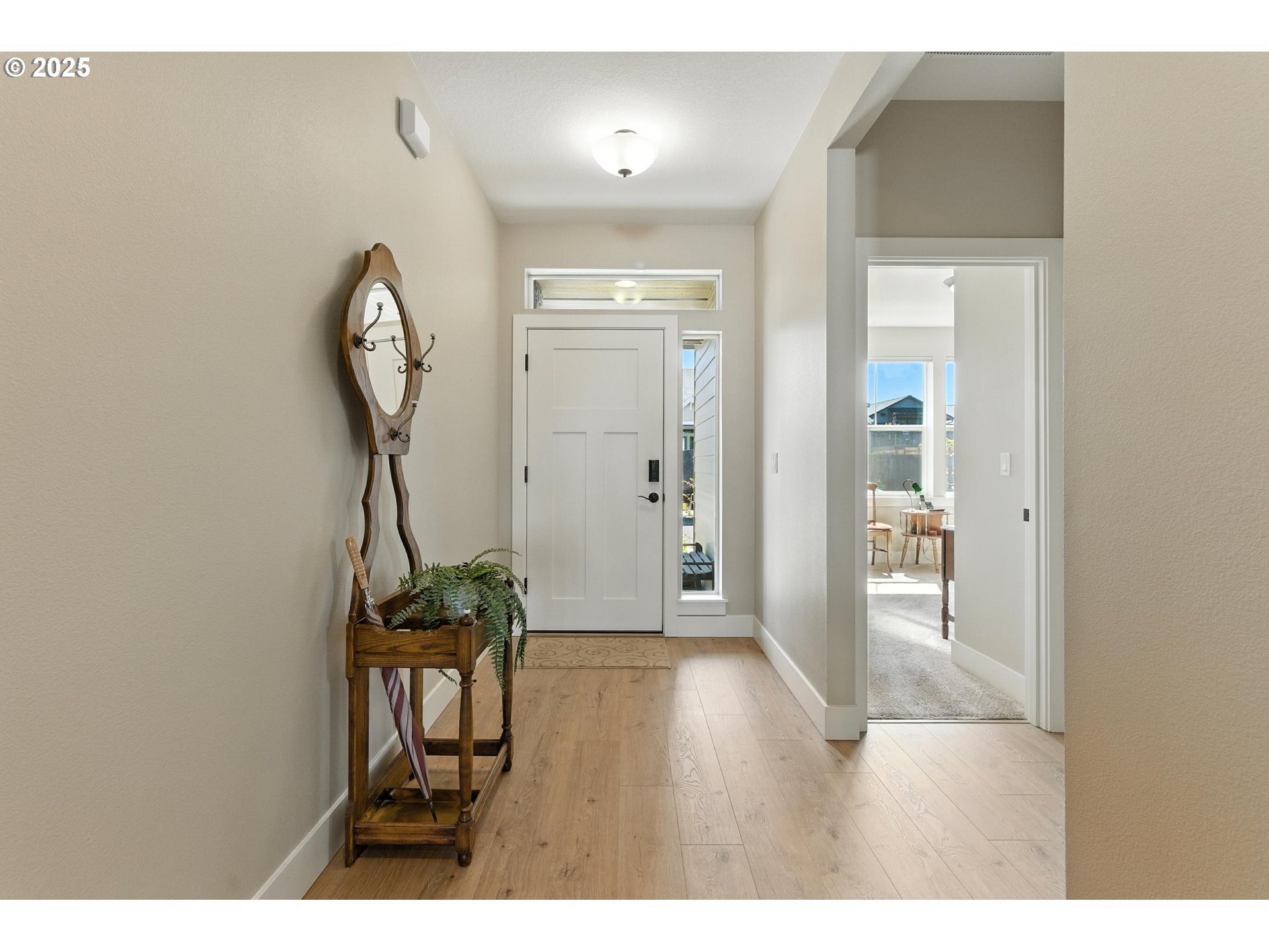 4951 SW DAY LN