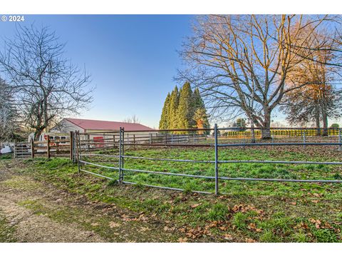 A home in Estacada