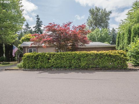 15262 SE LOUISE LN 35 Clackamas OR 97015