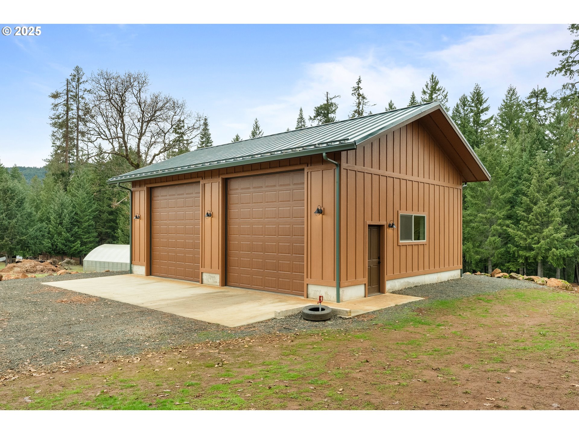 Rare opportunity to own Illahee Ranch, rich with Native American Histo – image 45