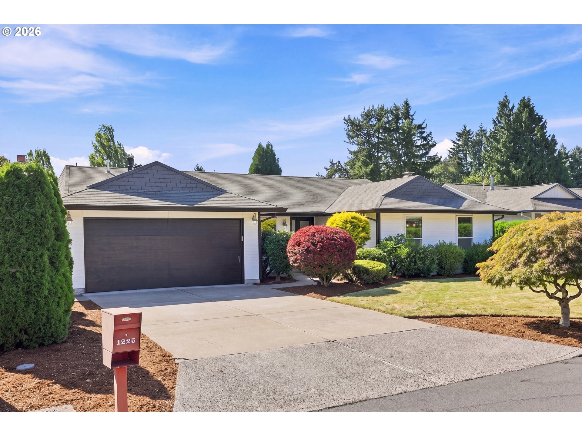 1225 SW JAY CT