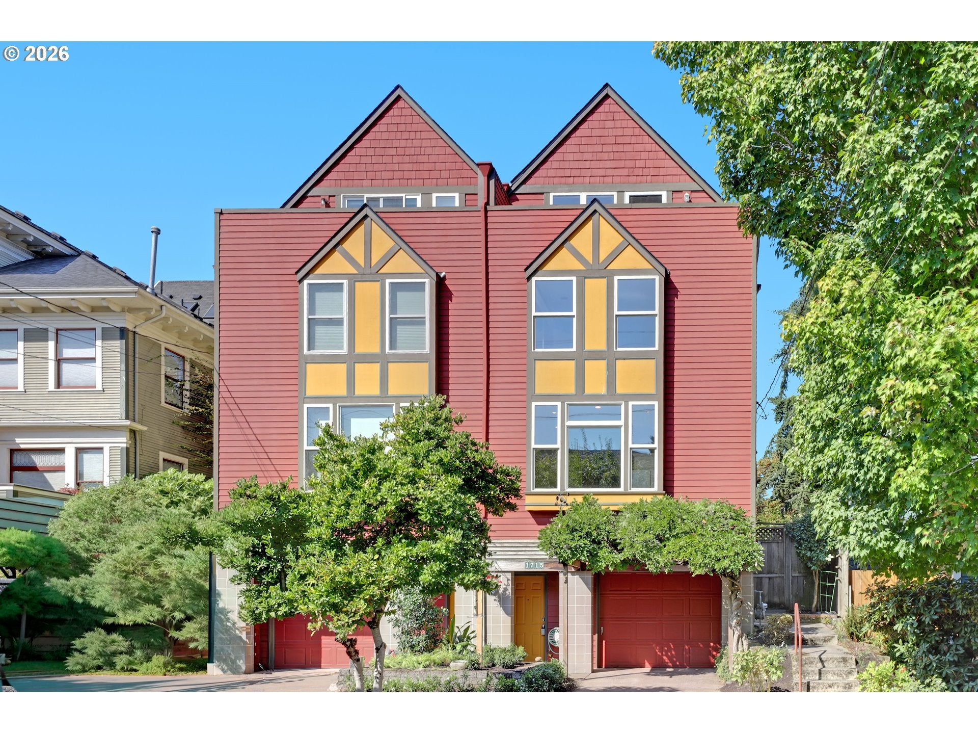 1715 NW 25TH AVE — 3 bed 3 bath Townhouse