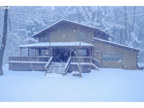 24375 E FAHIE LN Welches OR 97067