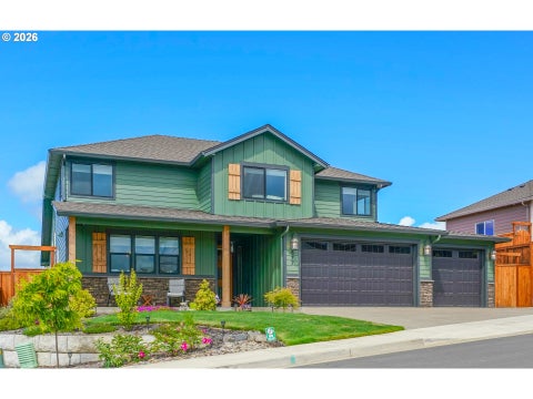Photo of 677 NW Crater Lake Dr, Dallas, OR 97338 (MLS # 380403475)