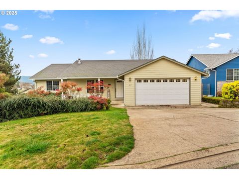 277 ARMANDE LOOP Roseburg OR 97470