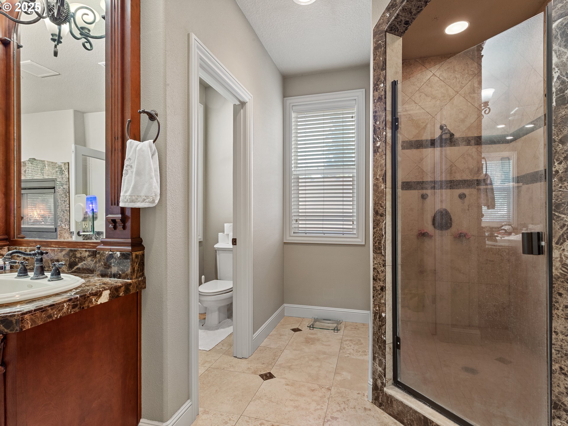 Vancouver, Washington 98684, United States, 6 Bedrooms Bedrooms, ,4 BathroomsBathrooms,Residential,Active,173394