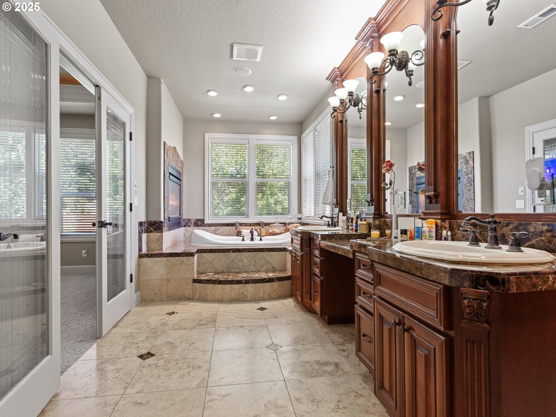 Vancouver, Washington 98684, United States, 6 Bedrooms Bedrooms, ,4 BathroomsBathrooms,Residential,Active,173394