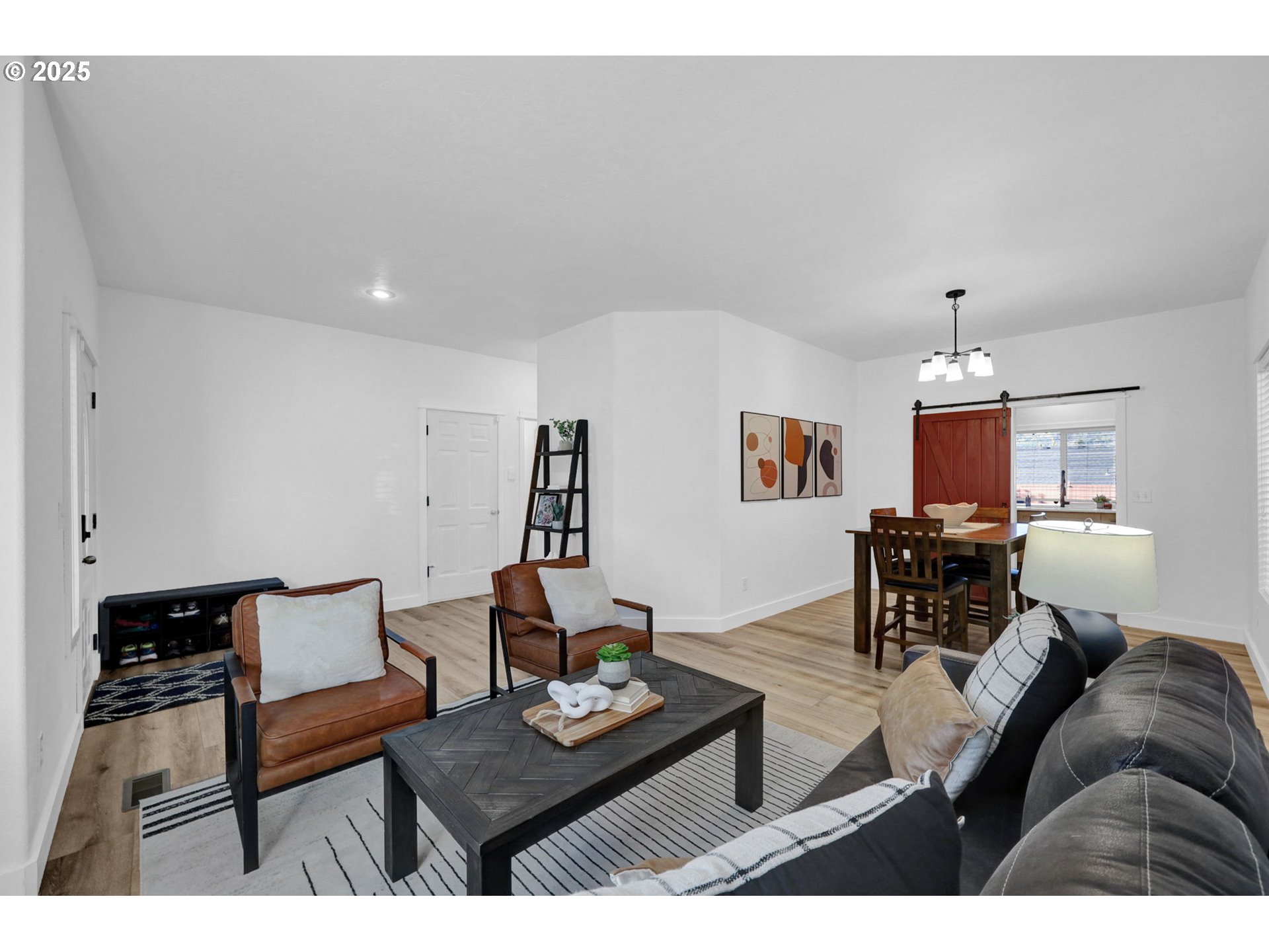 Springfield, Oregon 97477, United States, 4 Bedrooms Bedrooms, ,3 BathroomsBathrooms,Residential,Active,187793