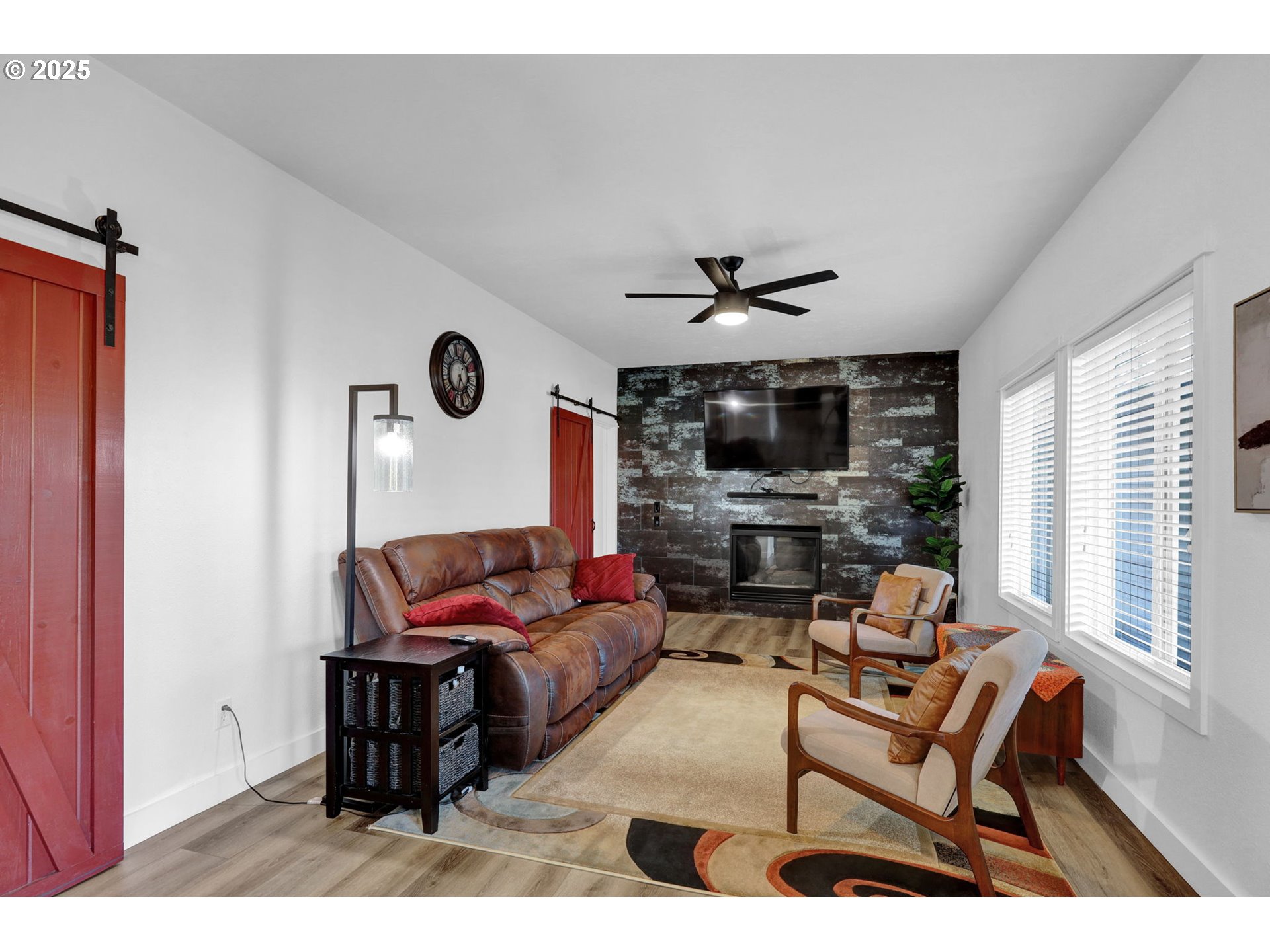 Springfield, Oregon 97477, United States, 4 Bedrooms Bedrooms, ,3 BathroomsBathrooms,Residential,Active,187793