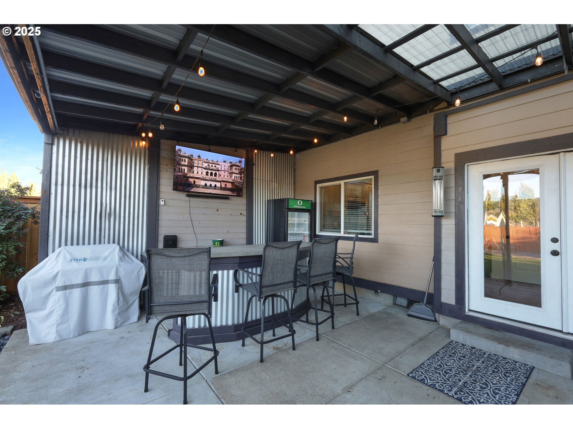 Springfield, Oregon 97477, United States, 4 Bedrooms Bedrooms, ,3 BathroomsBathrooms,Residential,Active,187793