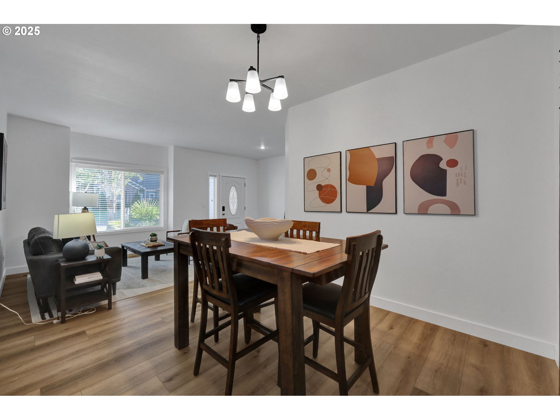 Springfield, Oregon 97477, United States, 4 Bedrooms Bedrooms, ,3 BathroomsBathrooms,Residential,Active,187793