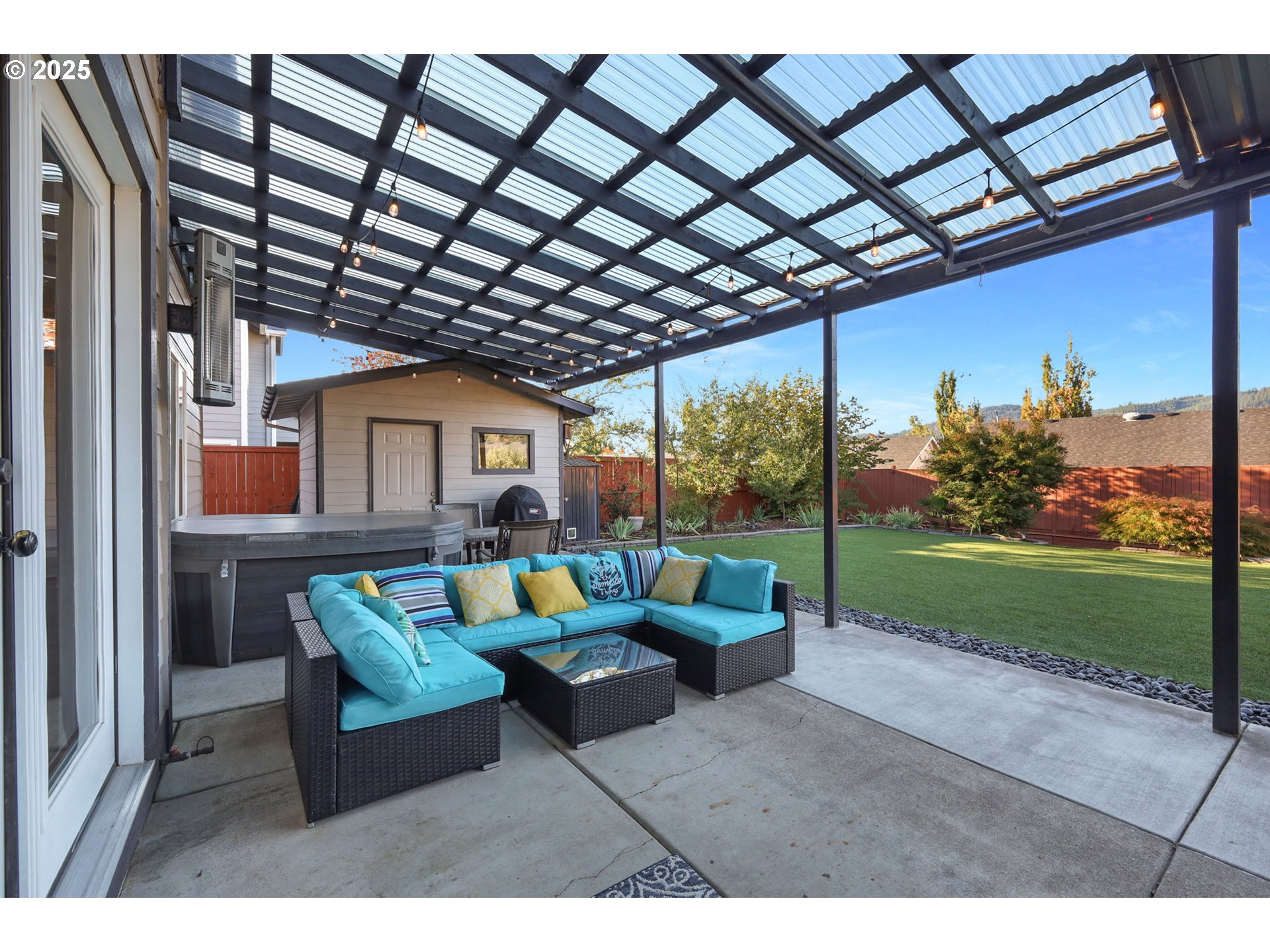 Springfield, Oregon 97477, United States, 4 Bedrooms Bedrooms, ,3 BathroomsBathrooms,Residential,Active,187793