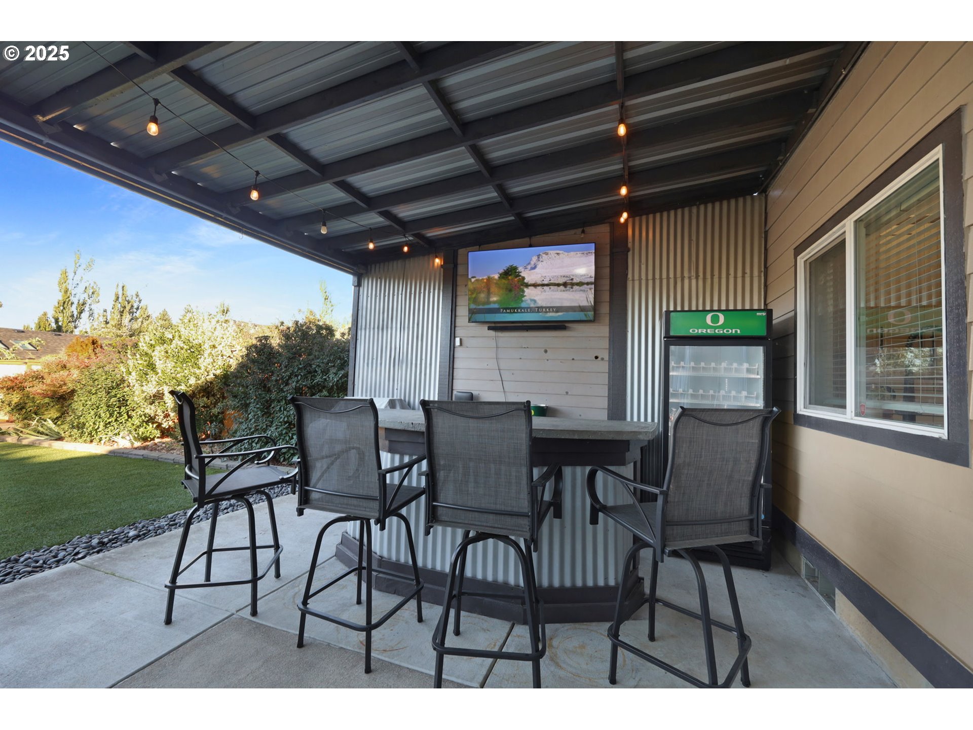 Springfield, Oregon 97477, United States, 4 Bedrooms Bedrooms, ,3 BathroomsBathrooms,Residential,Active,187793