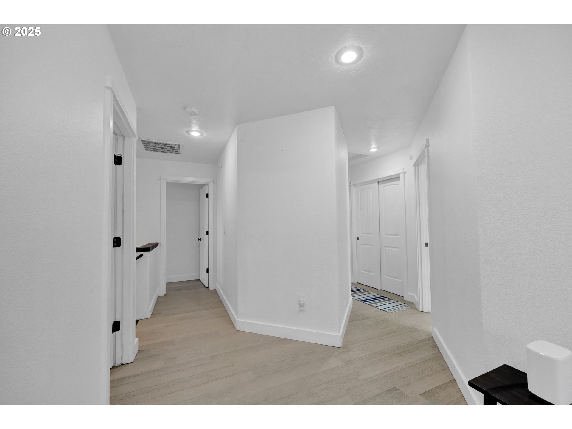 Springfield, Oregon 97477, United States, 4 Bedrooms Bedrooms, ,3 BathroomsBathrooms,Residential,Active,187793