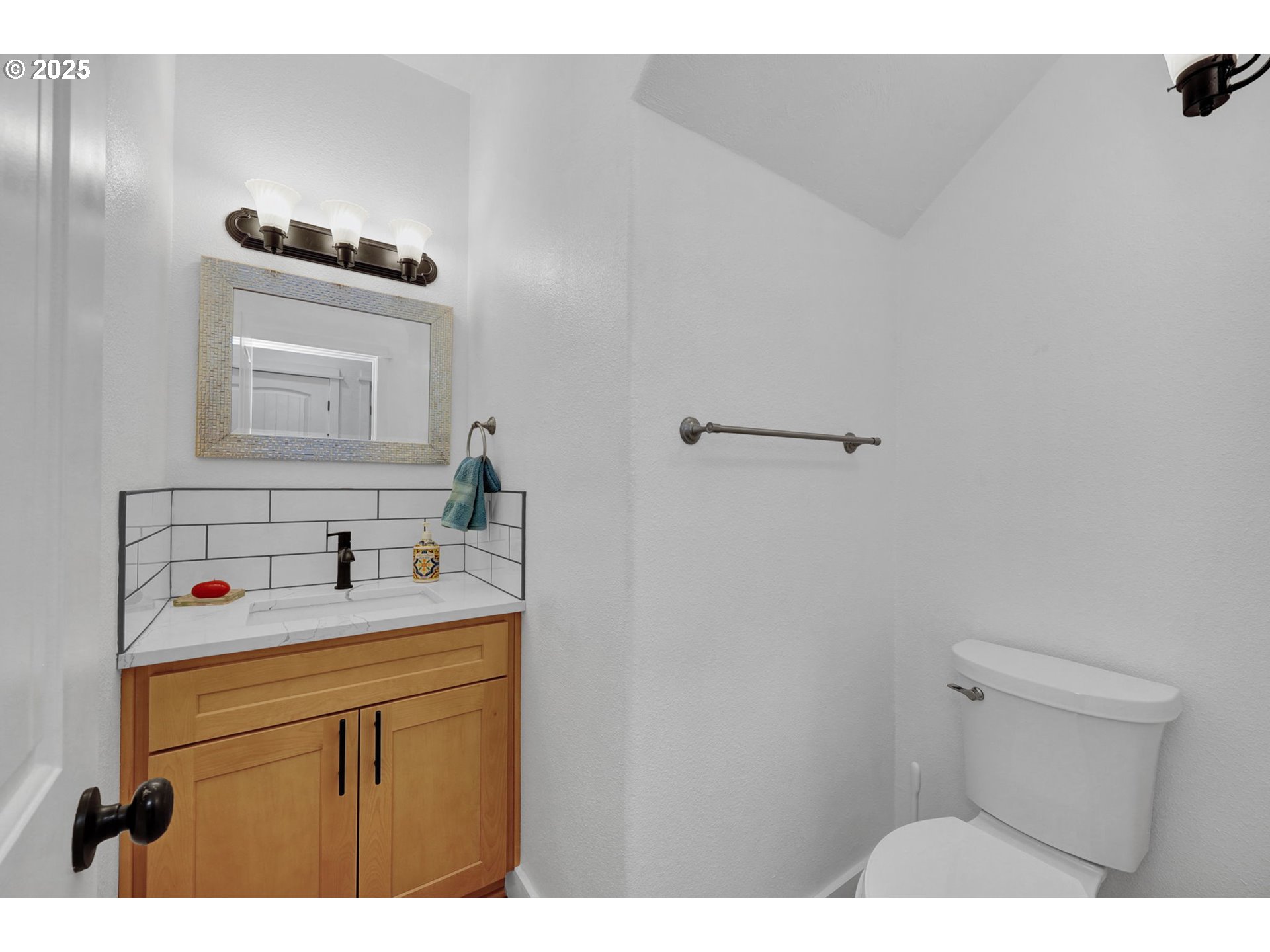 Springfield, Oregon 97477, United States, 4 Bedrooms Bedrooms, ,3 BathroomsBathrooms,Residential,Active,187793