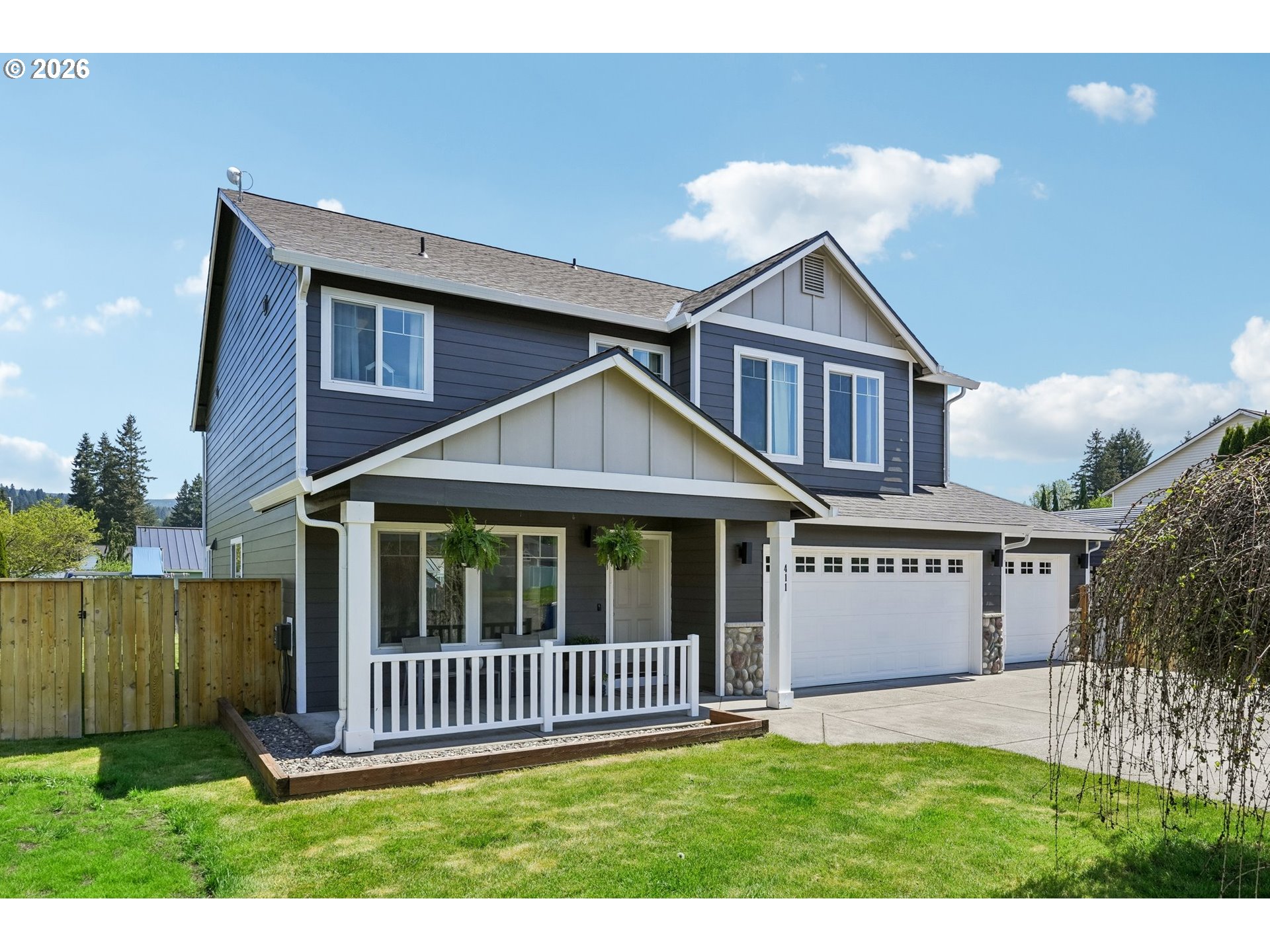 411 S MAPLE AVE
