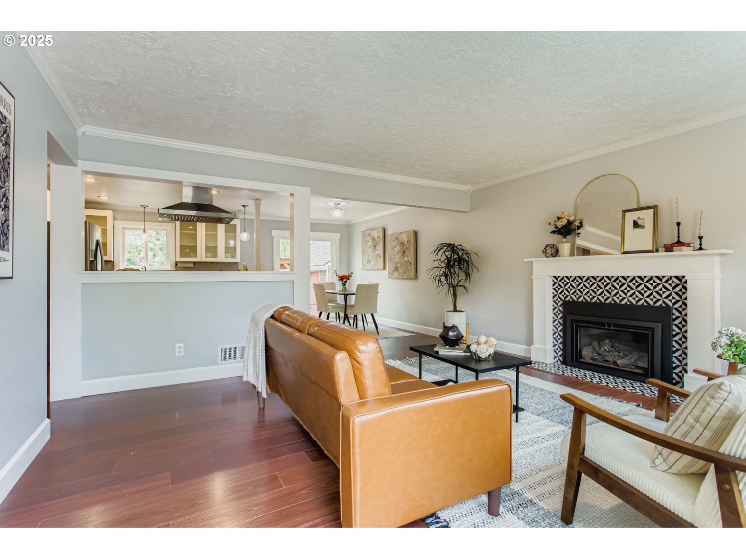 4415 NE OREGON ST