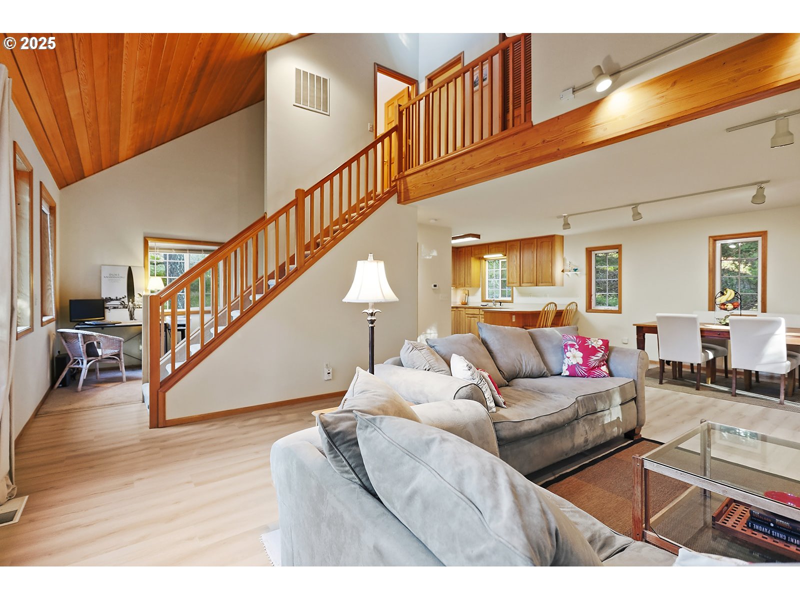 80 Echo Glen RD