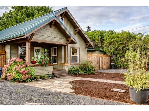 104 HOLEMAN AVE Eugene OR 97404